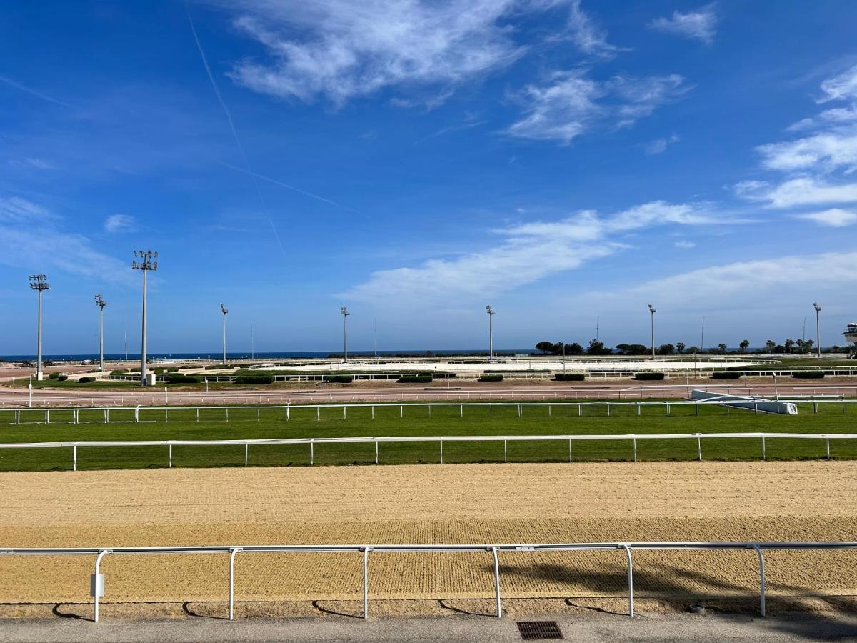 Studio Hippodrome كانيو سور مير المظهر الخارجي الصورة